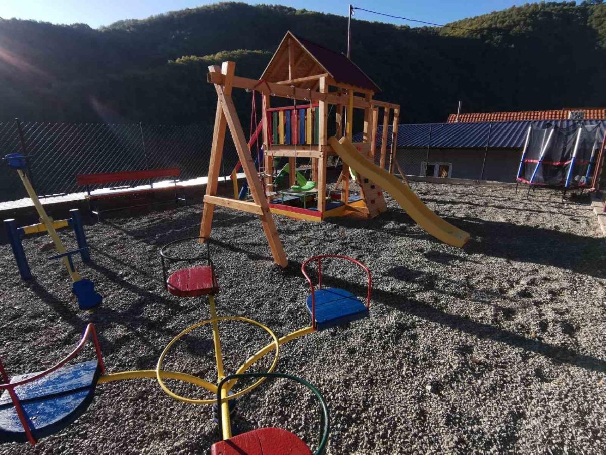 Aphrodite Hills Apartments-Stara Planina Crni Vrh Luaran gambar