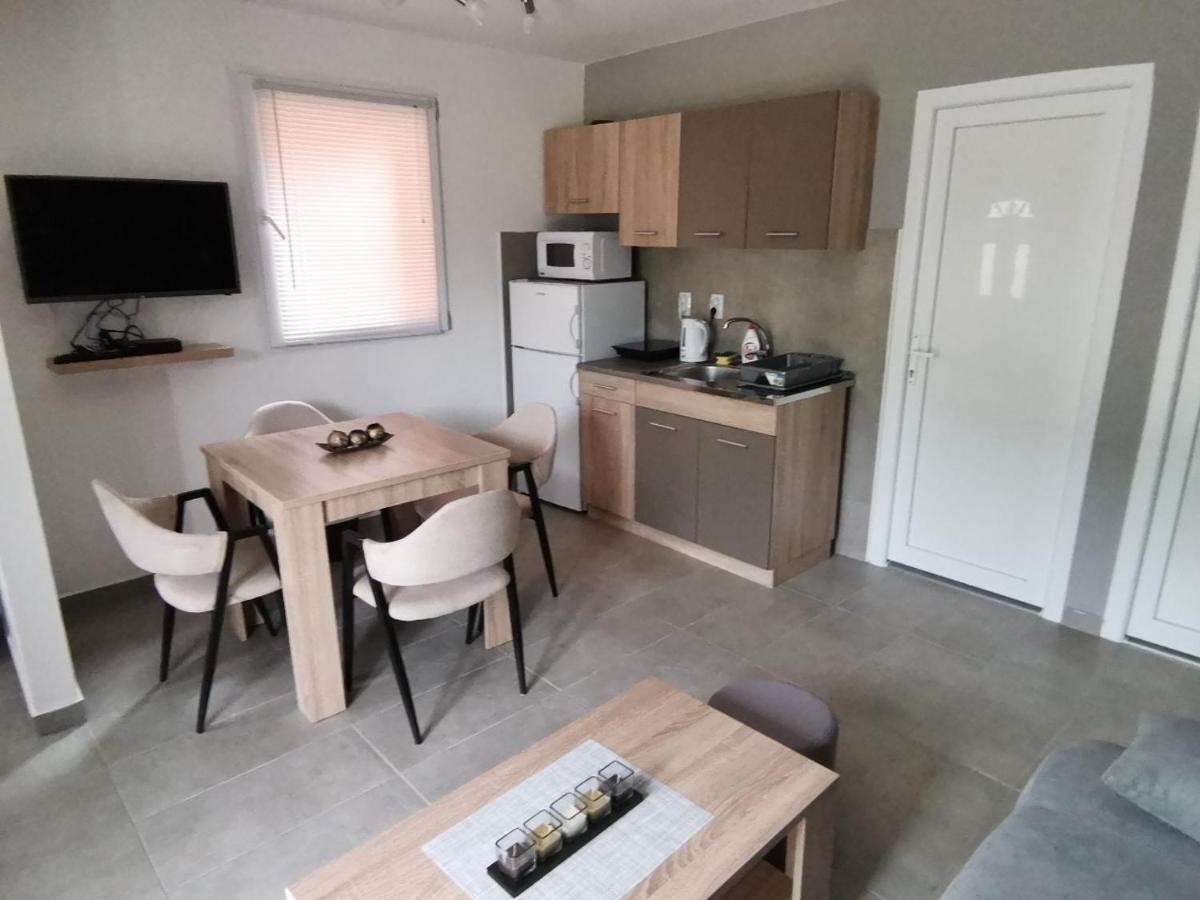 Aphrodite Hills Apartments-Stara Planina Crni Vrh Luaran gambar